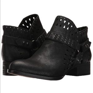 Vince Camuto women’s valley leather bootie sz 8.5